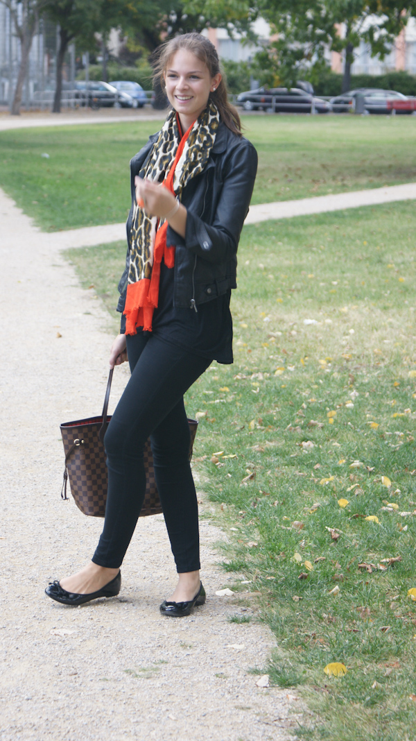 Black, Leopard and LV - /en/