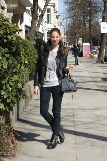 same sweater, different outfit