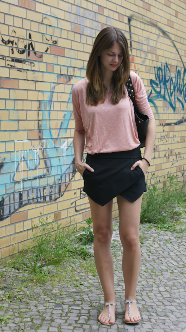 4 Days, 4 Ways: How to wear a Skort #2 - /en/