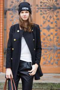 baggy pants pull and bear