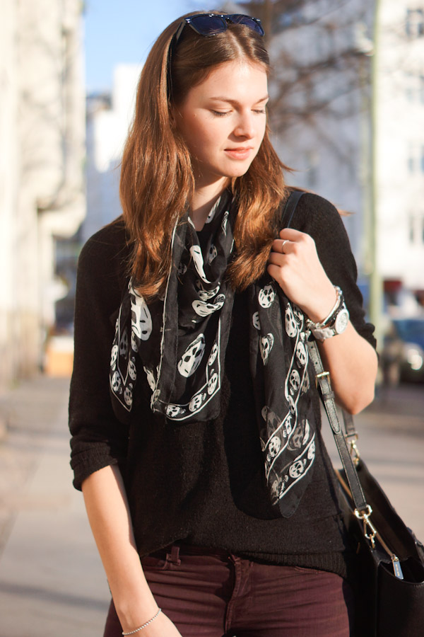 Alexander McQueen Skull Scarf