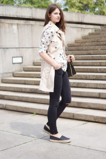 4 Days 4 Ways: How to wear a Sleeveless Trench #2