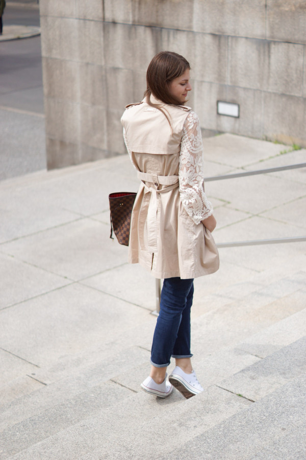 trenchcoat vest