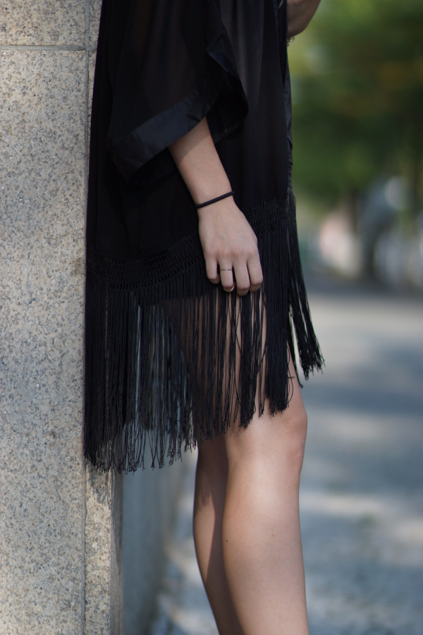 black fringes