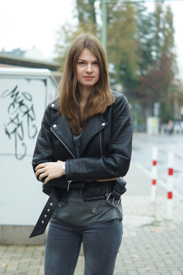 Wie trägt man eine leather jacket