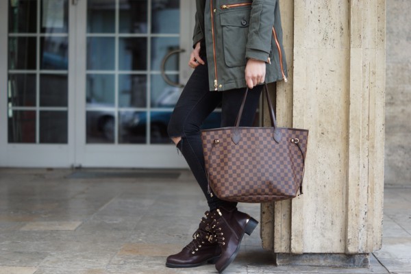 Brown boots with golden details