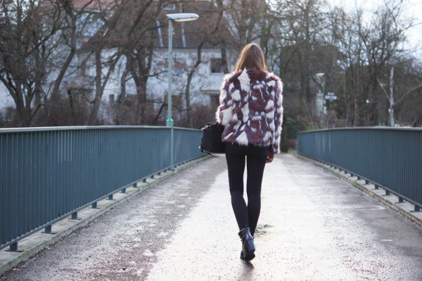 bunte faux fur jacke