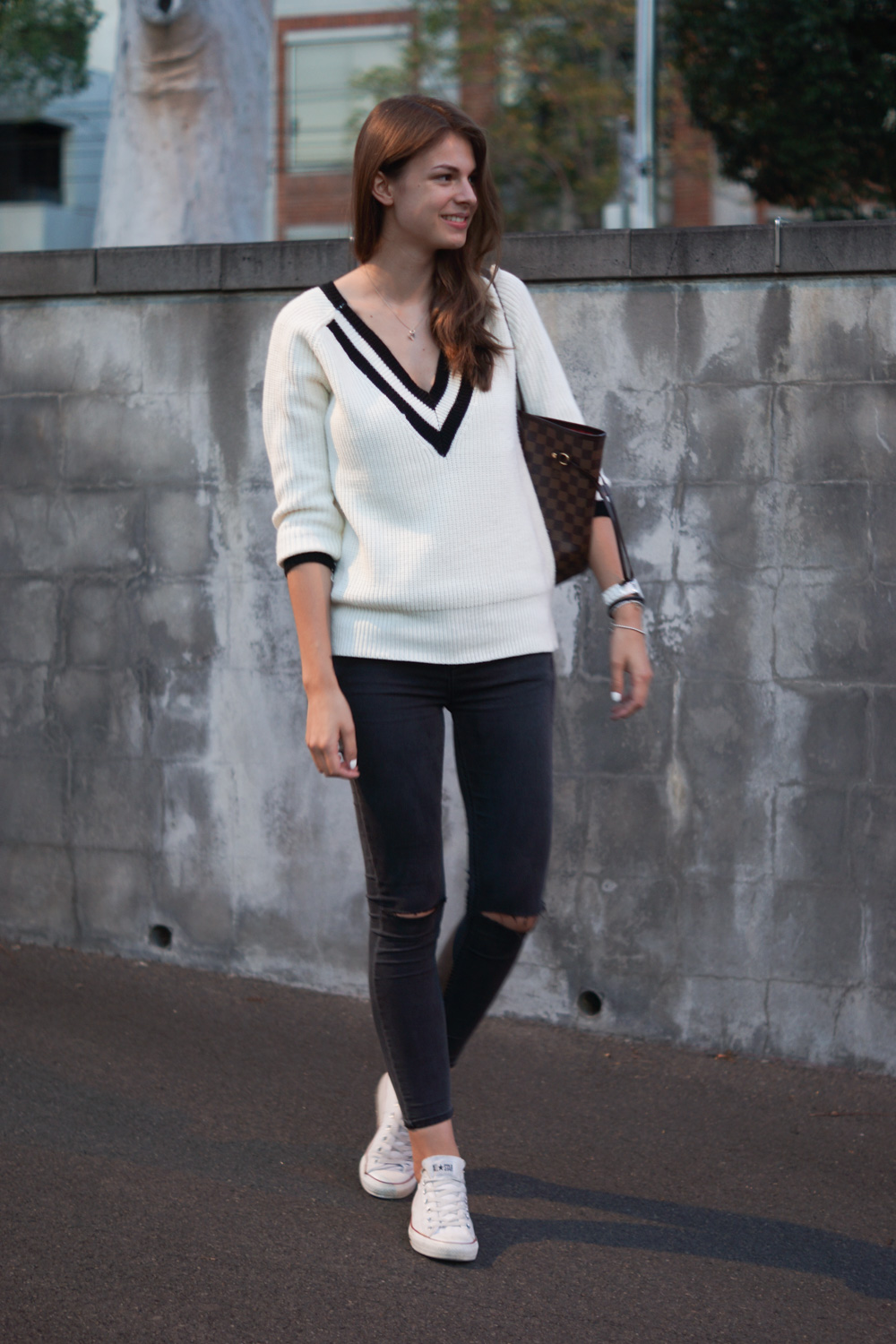 Contrast V-Neck Sweater