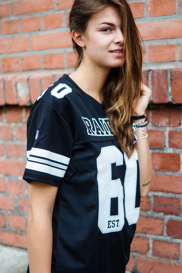 T-shirt Majestic Raiders - Taille M - Gris Avec Logo - Occasion En Très Bon état