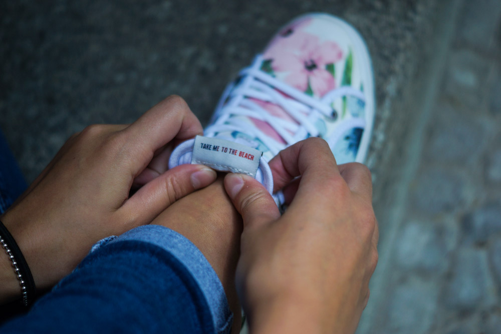 floral sneaker