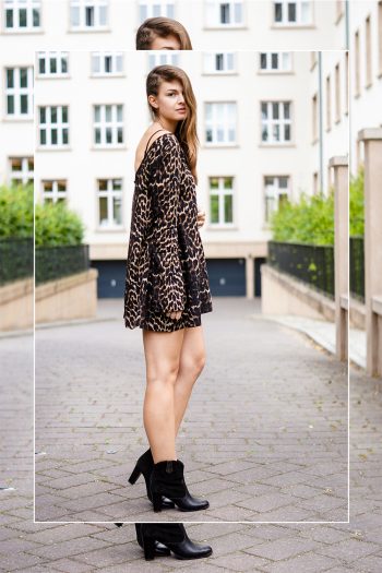 Swing-Kleid mit Leopardenmuster