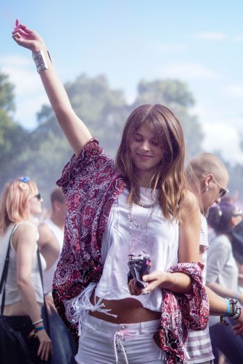 Mit Bershka auf dem Holi Festival in Berlin