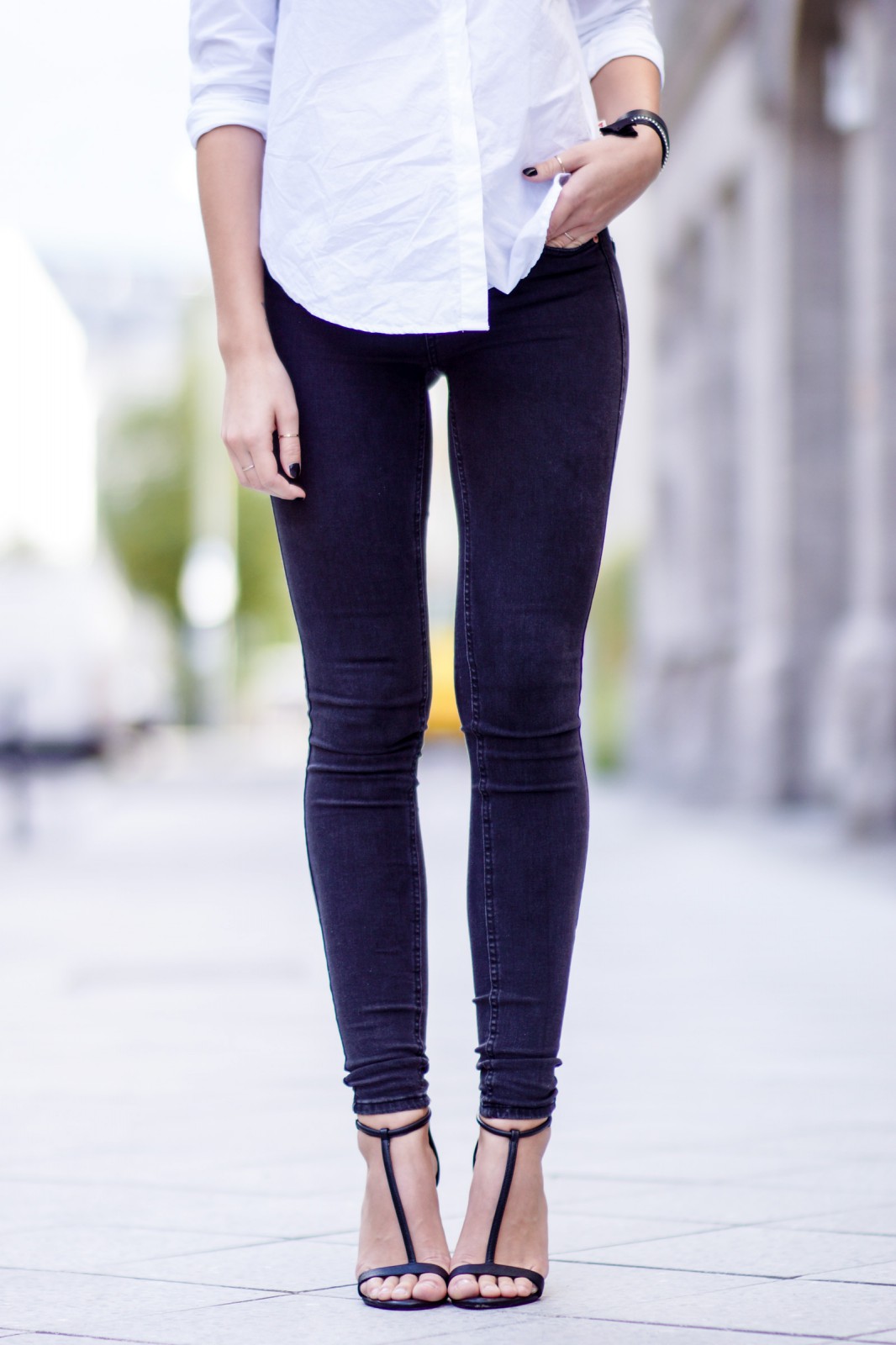 Graue Skinny Jeans