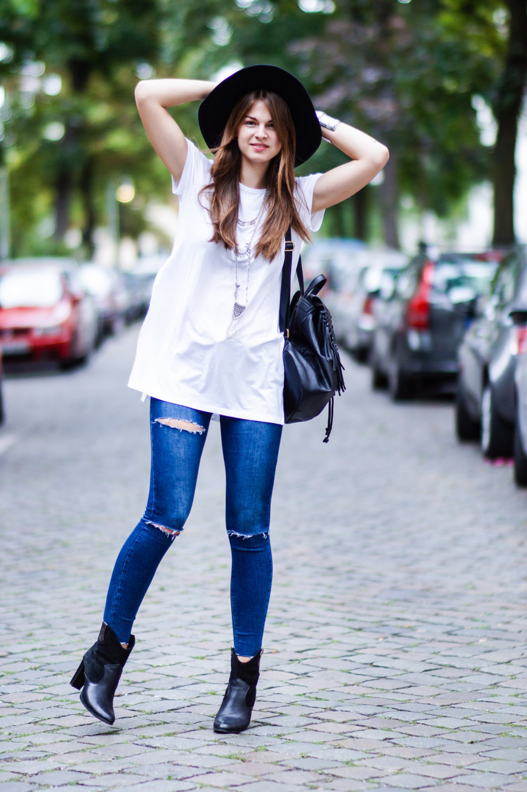 White Shirt & Blue Jeans ::: The Fashion Tag Blog