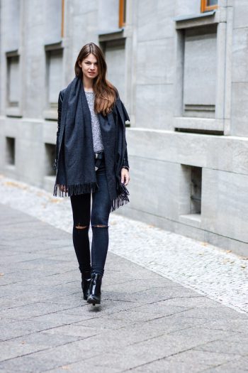 Es ist ein Schwarz und Grau Ding