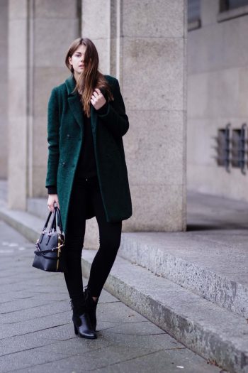 Pullover mit Schnürung