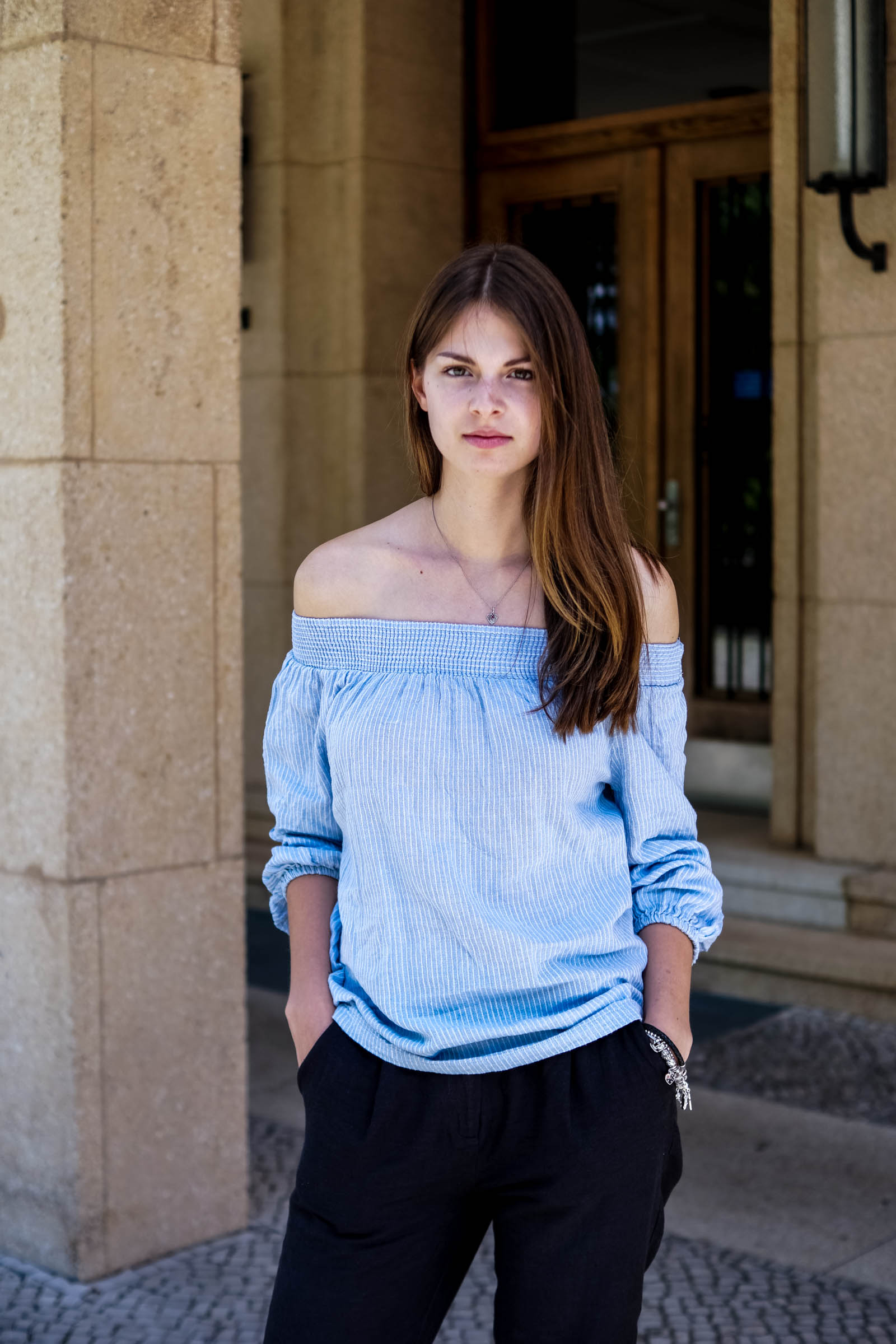 outfit with blue sneakers