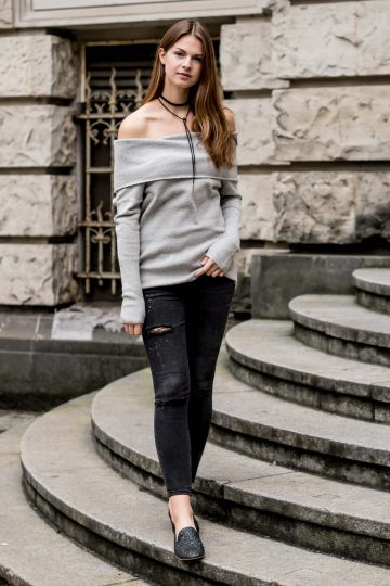 NA-KD Off-Shoulder sweater