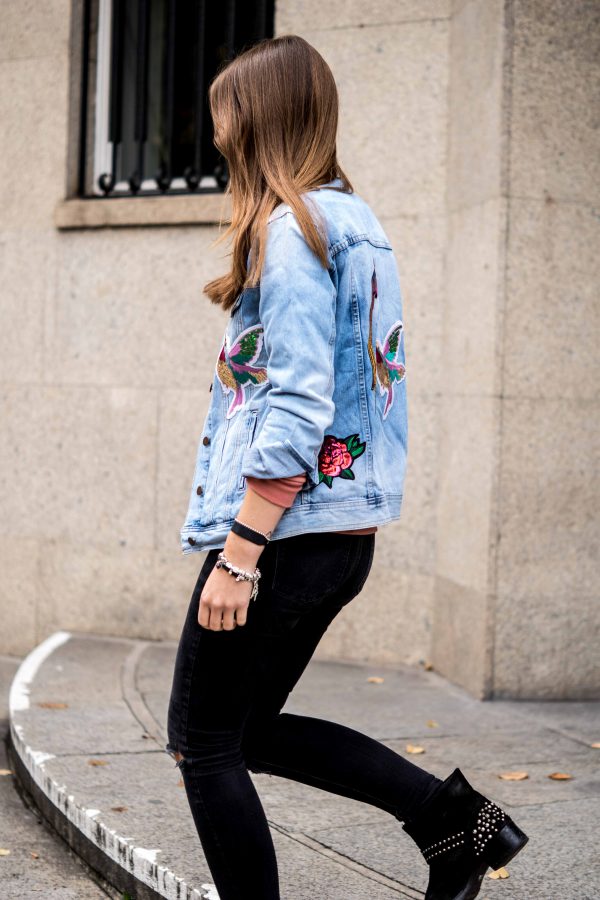 How to wear a denim jacket