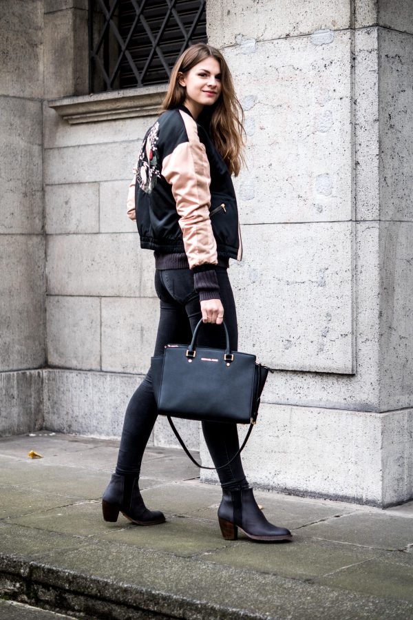 Bomber Jacket, Lace Up Sweater and Boots - my Autumn Essentials