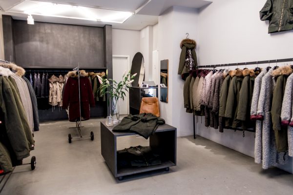 IQ+ Berlin Pop Up Store