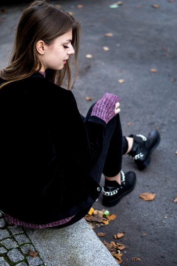 How to wear black Boots