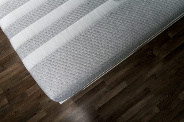 Leesa mattrass 1,60 x 2,00 m