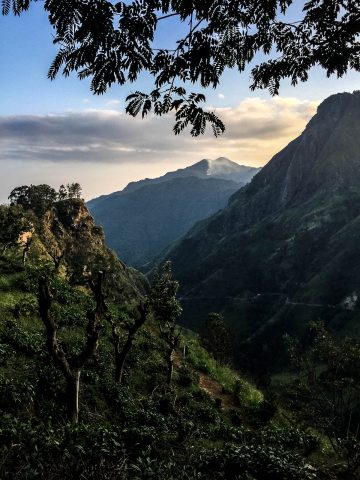 mountain scenery Sri Lanka