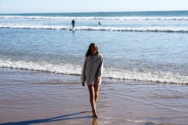 gemütlicher Pullover zum Überziehen nach dem Surfen