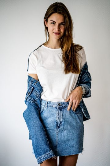 Wie trägt man einen Jeansrock