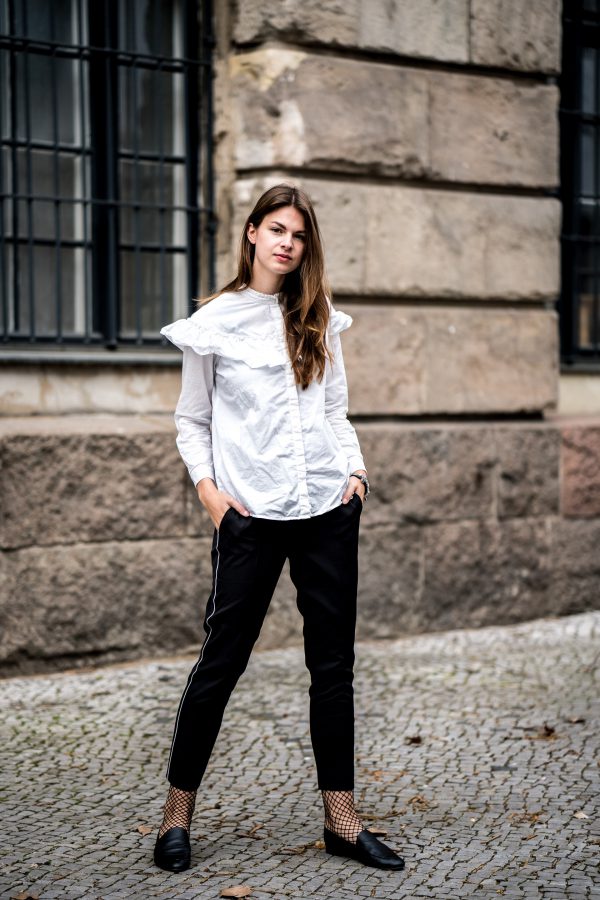 Vila Shirt mit Rüschen