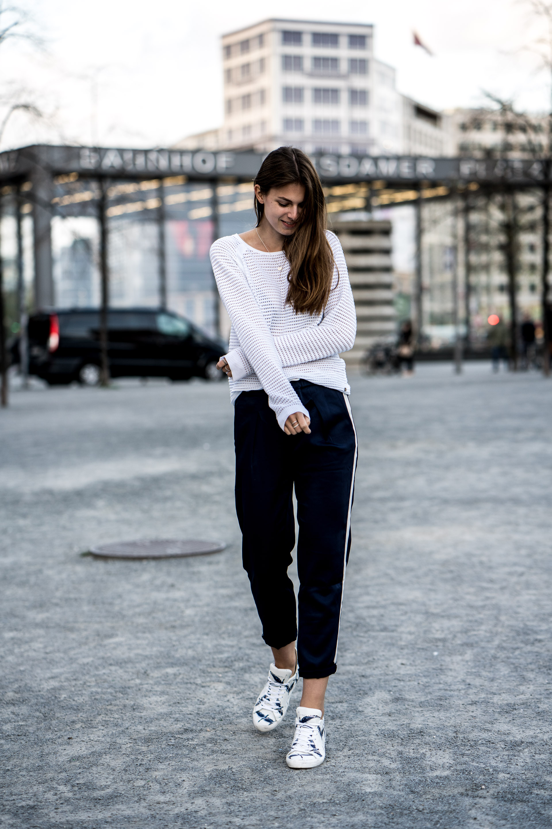 White Sweater Blue Pants and White Sneakers White and Blue Outfit