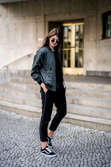 vans old skool black and white outfit