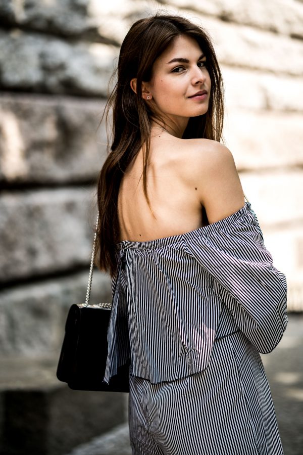 how to wear off-shoulder