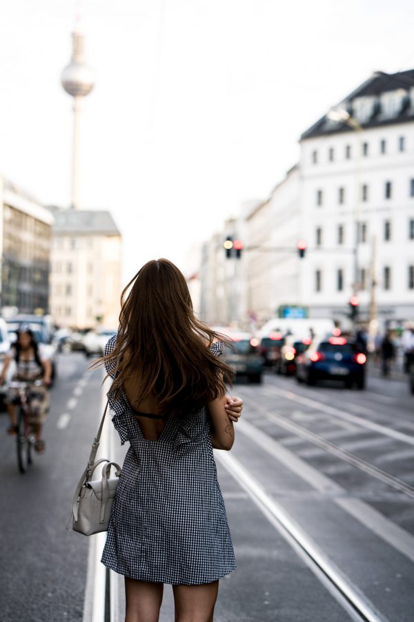 Whaelse_Fashionblog_Berlin_Gingham_Dress-19