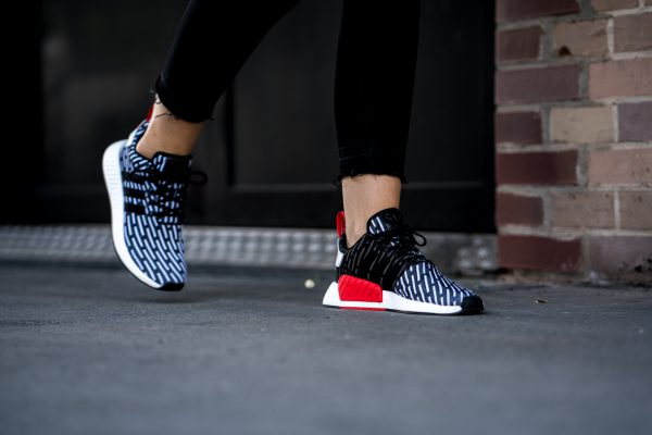 what to wear with adidas nmd