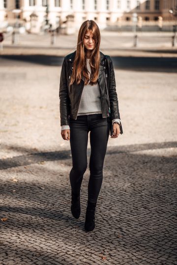 black Skinny Jeans