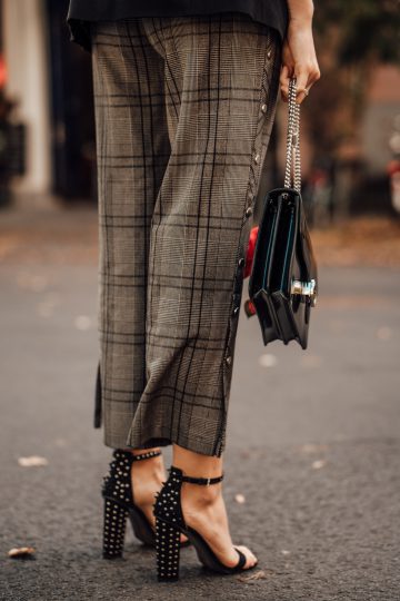 how to wear wide leg pants