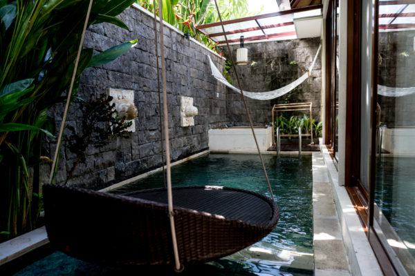 outdoor area at one room villa Ini Vie Villas