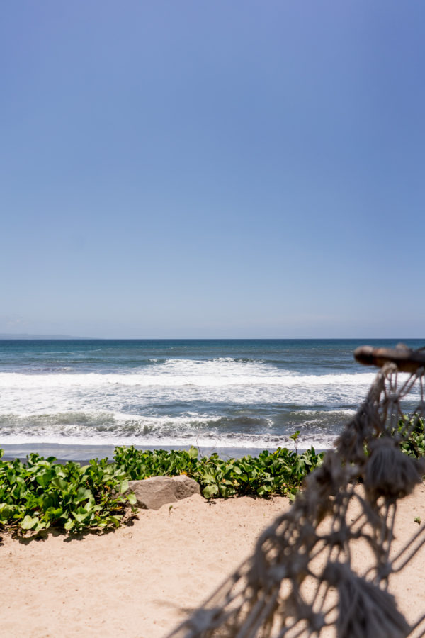 Strand im Komaneka at Keramas Beach