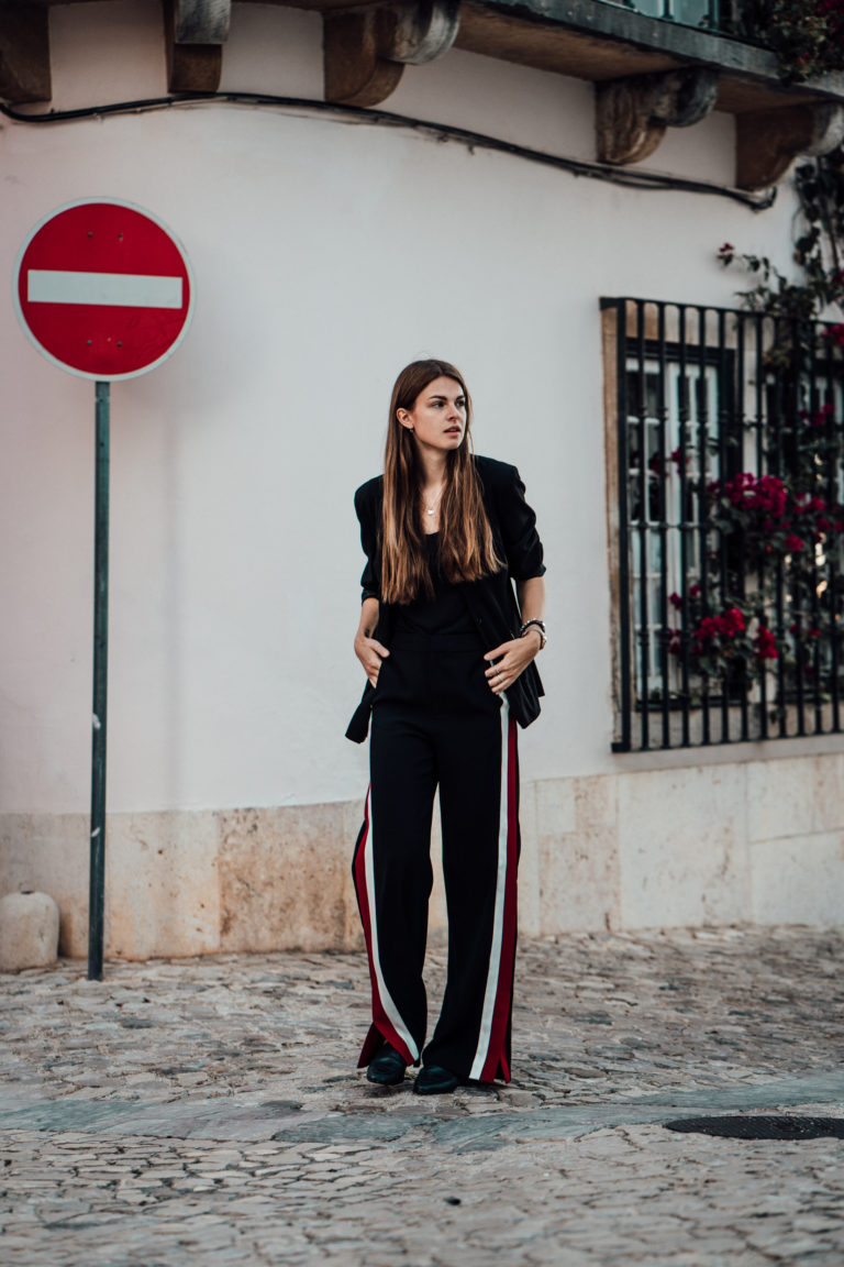 How to wear wide leg pants || Casual Chic Outfit || Fashionblog Berlin