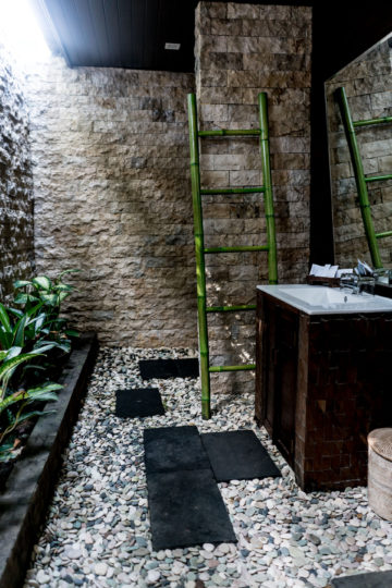 Coconut Boutique Resort outdoor bathroom