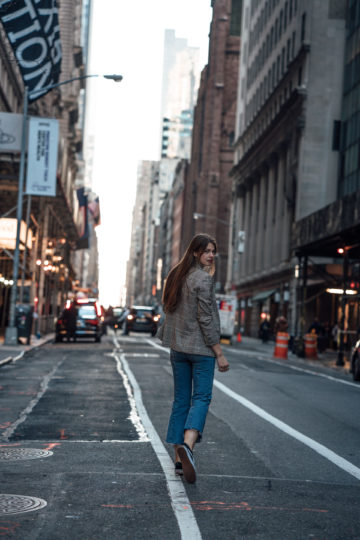 Cropped Flare Jeans and plaid Blazer