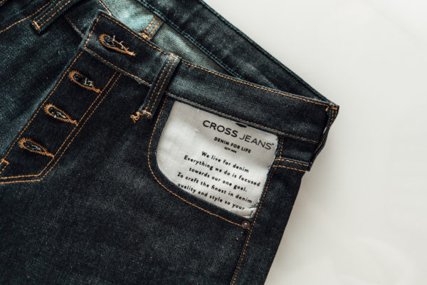 Denim_DIY_Cross_Jeans-15