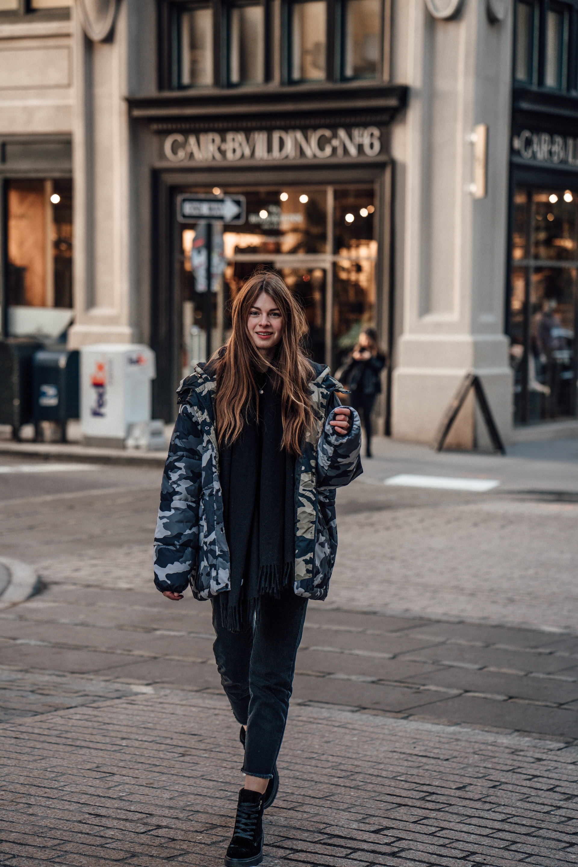 New York Streetstyle: Oversized Camouflage Jacket || Fashionblog Berlin