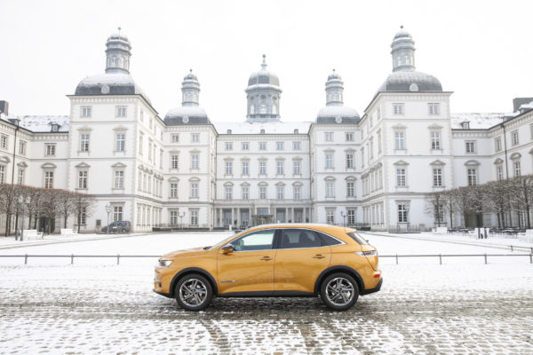 DS_Automobiles_Koeln_DS7_Crossback-3