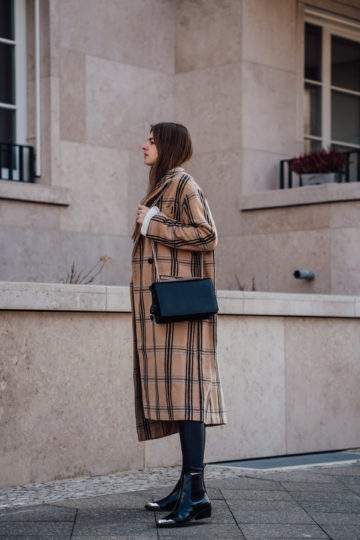 how to combine a plaid coat