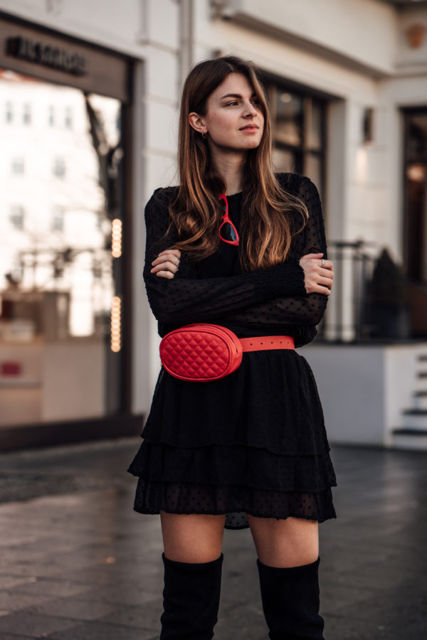 Black-Dress-Red-Beltbag-1