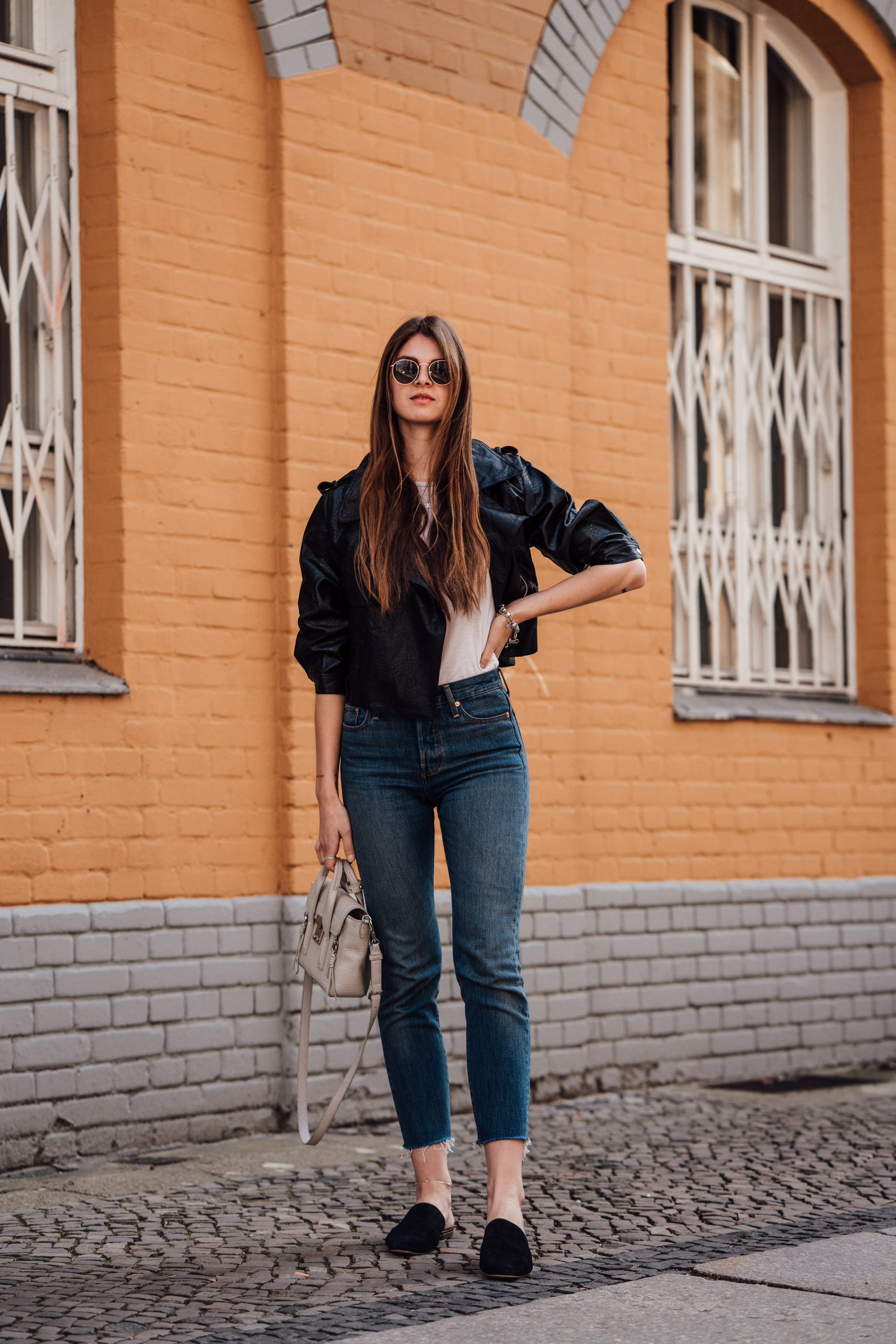Casual Spring Outfit Leather Jacket combined with Mom Jeans