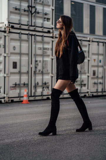 My Overknees Outfit With Oversized Hoodie And Round Sunglasses